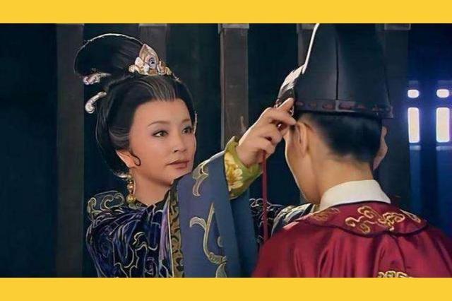 上官婉儿与武则天历史关系（14岁服侍武则天15年寸步不离）