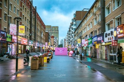 ​吉林长春：“中国四大园林城市”之一，藏着一条堪称最火的美食街