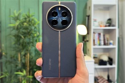 ​真我打造“国屏之光”！徐起：史无前例的“绝世好屏”
