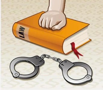 ​依法对低龄未成年人追究刑事责任，年龄不再是“免诉金牌”