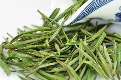 ​安吉白茶的储存方法和条件 安吉白茶是烘青还是炒青