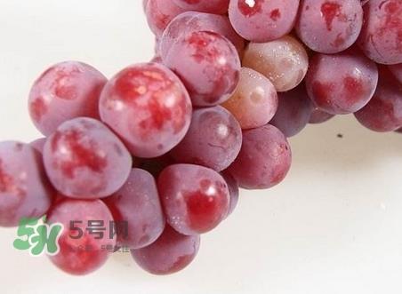 提子皮怎么好剥_提子皮怎么剥图解_快速剥提子皮技巧