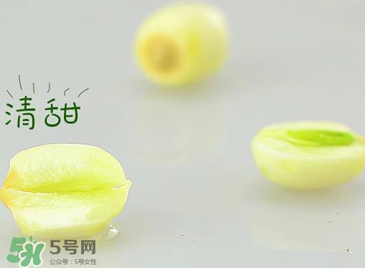 新鲜莲子有什么功效？新鲜莲子一次吃多少？