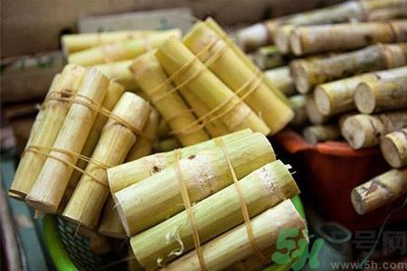 黑皮甘蔗和绿皮甘蔗功效有什么不同？黑皮甘蔗和绿皮甘蔗的区别