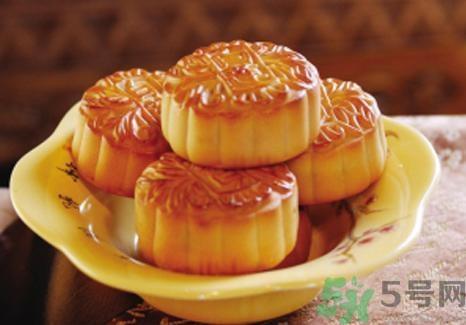 什么是打月饼?打月饼用什么油好?