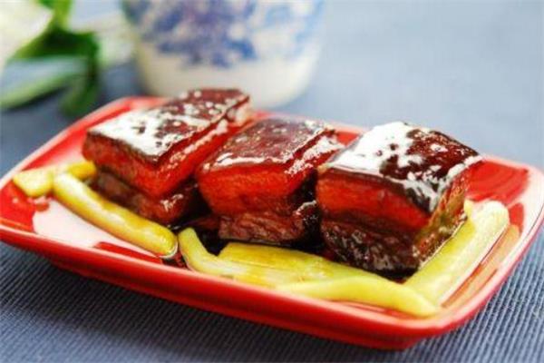 东坡肉怎么做颜色红亮 东坡肉怎么上色