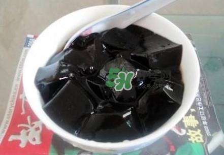 烧仙草是黑凉粉吗？烧仙草和黑凉粉的区别