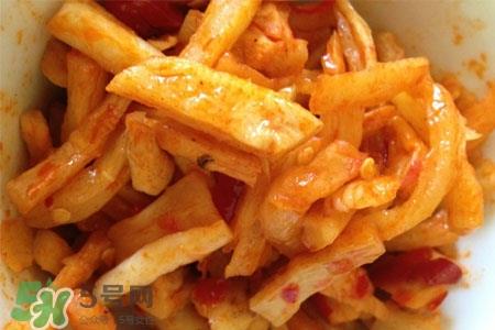 腌萝卜要放水吗？腌萝卜里面加水吗？