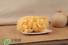 银耳干的好还是鲜的好?干银耳和新鲜银耳有什么区别