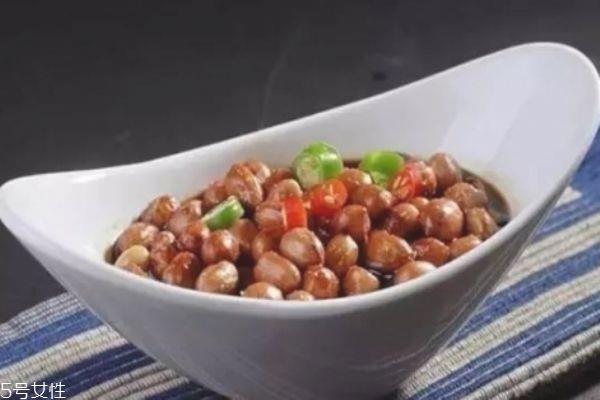 花生米泡醋的正确做法 醋泡花生的功效　