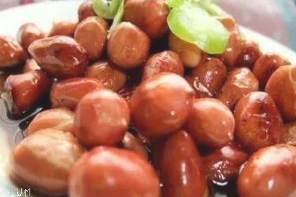 花生米泡醋的正确做法 醋泡花生的功效　