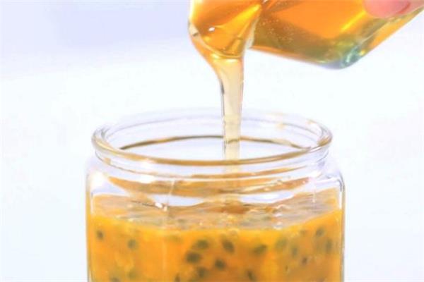 洛神花可以和百香果一起泡吗 百香果洛神花茶做法