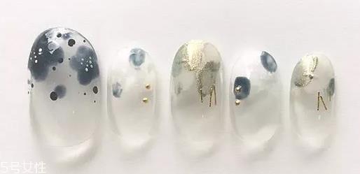 高人气晕染美甲图片 这几款让你的气质暴增