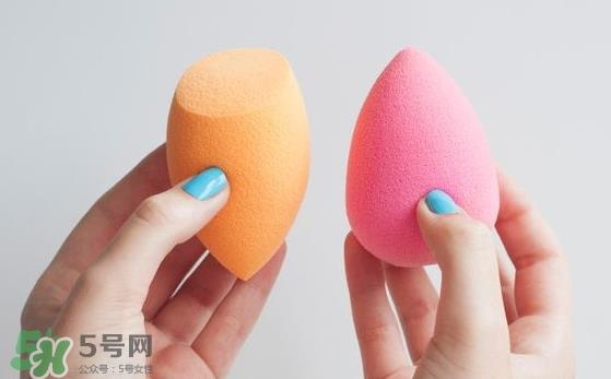 美妆蛋可以涂乳液吗？美妆蛋怎么涂水乳？