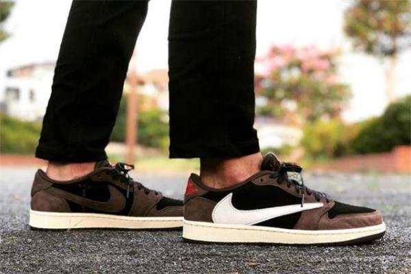 aj1倒钩低帮真假对比-aj1 travis scott倒钩低帮真假鉴定