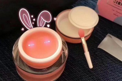 ​唇膜哪个牌子效果最好 唇膜的正确使用方法