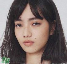 小松菜奈厌世妆怎么化？日本流行的厌世妆画法