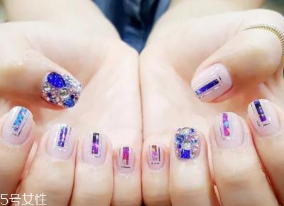 16岁适合什么美甲 适合16岁的美甲图片