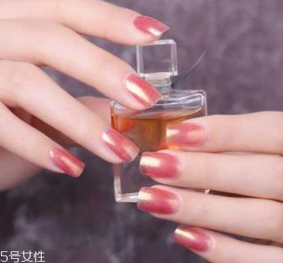 16岁适合什么美甲 适合16岁的美甲图片
