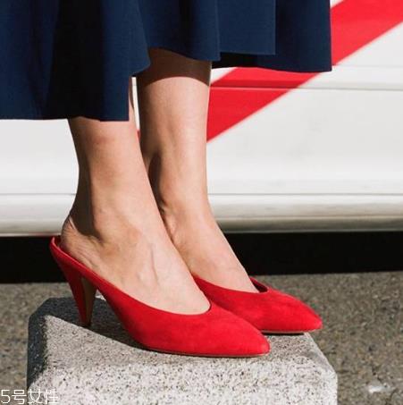 mansur gavriel鞋子多少钱？一眼就陷进去的品牌