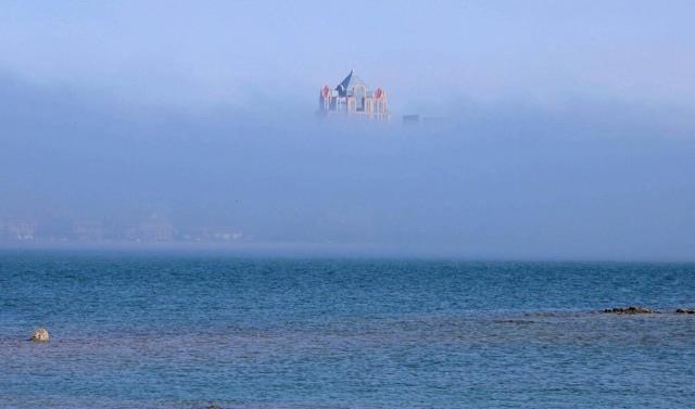 探秘海市蜃楼是什么物理现象（科学解释海市蜃楼是光学反应）  2
