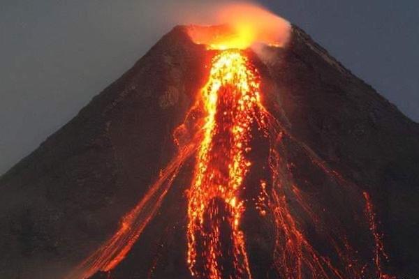 探秘黄石火山在哪个国家 如果爆发会怎么样威力有多大  2