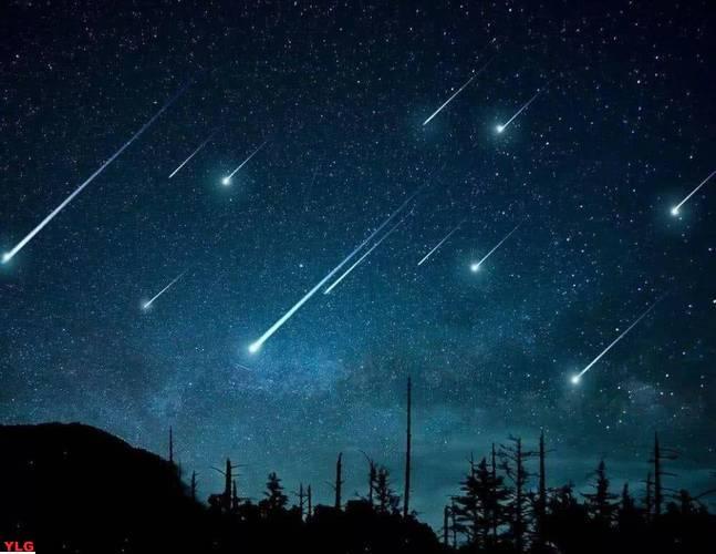 探秘狮子座流星雨美丽而壮观的天象  1