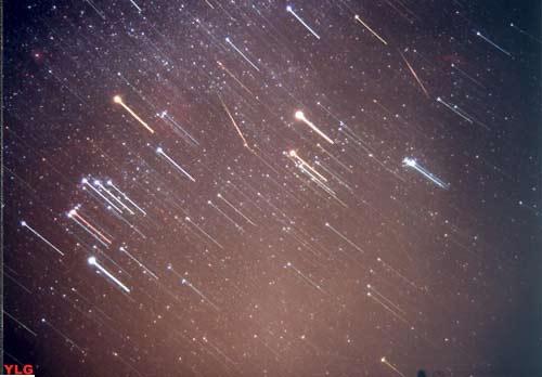 探秘狮子座流星雨美丽而壮观的天象  4