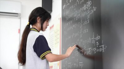 ​又一名校回应！要不要破格录取姜萍，到底听谁的......