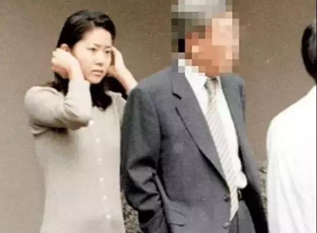 与其嫁给豪门，不如自己变成豪门——韩国视后高贤贞的逆袭之路