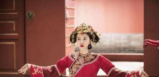 中国游泳运动员因身材“丰满”退役，被迫转娱乐圈，结果一炮而红