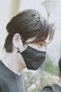 ​朱一龙：优越的家境培养出了他的与世无争，也使得他淡泊名利。