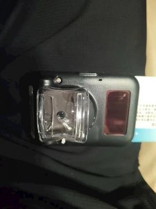 ​杭州持续高温，车内的ETC也被热到“变形”