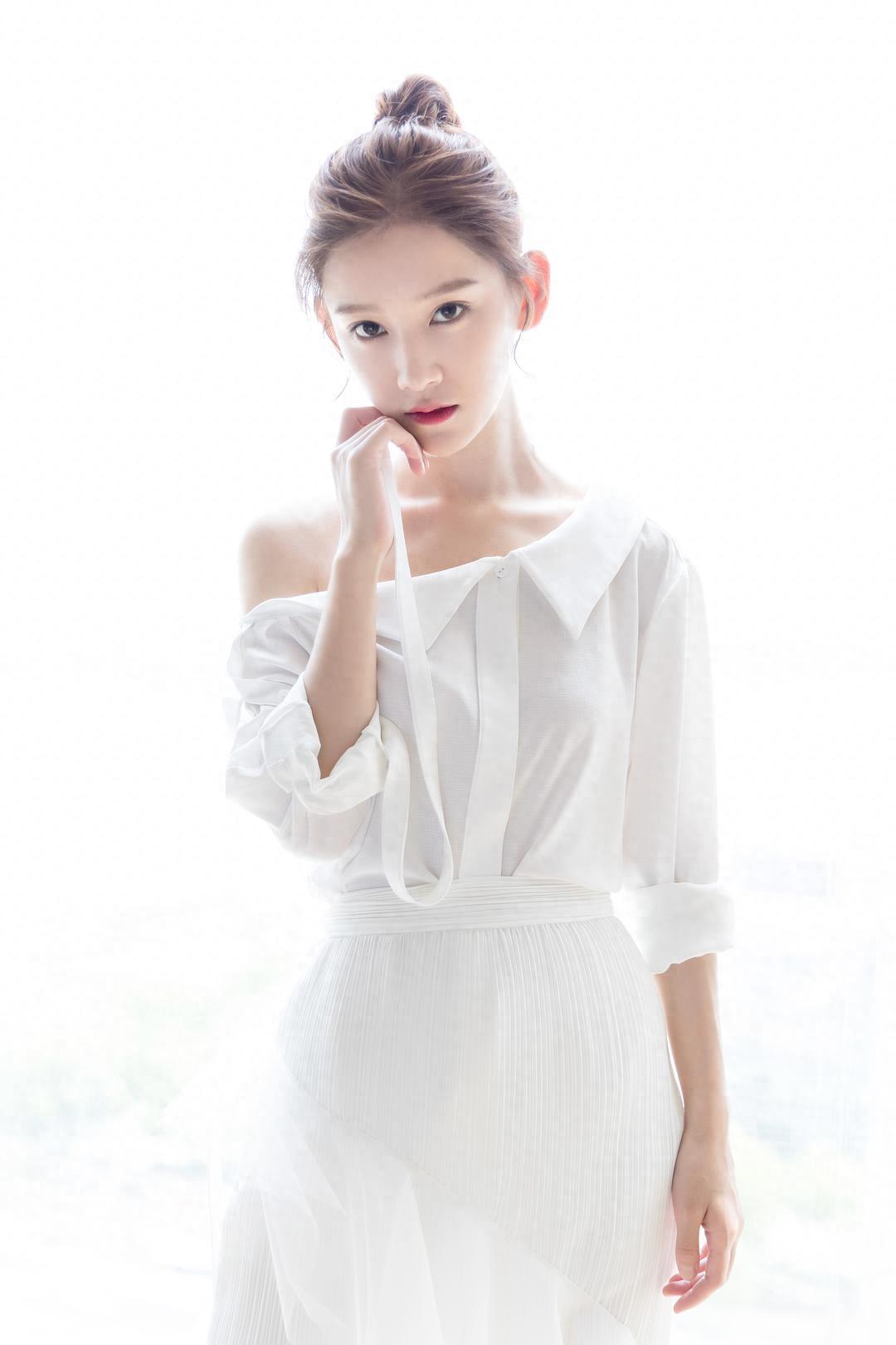 组图：内地女演员李沐宸
