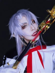 ​《终结的炽天使》费娘COS：只要哥哥长得好，一声“啊哈”我就倒