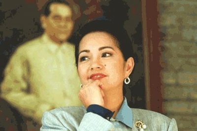 ​阿罗约：菲律宾前总统，自称中国媳妇，以中国血统为骄傲