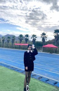 ​迷恋女生穿黑丝，感觉很性感