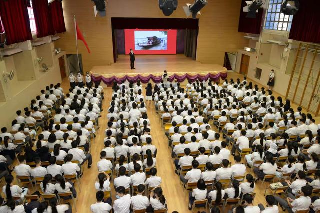 香港学校回归升旗（香江来信升挂国旗举行升旗典礼）(4)