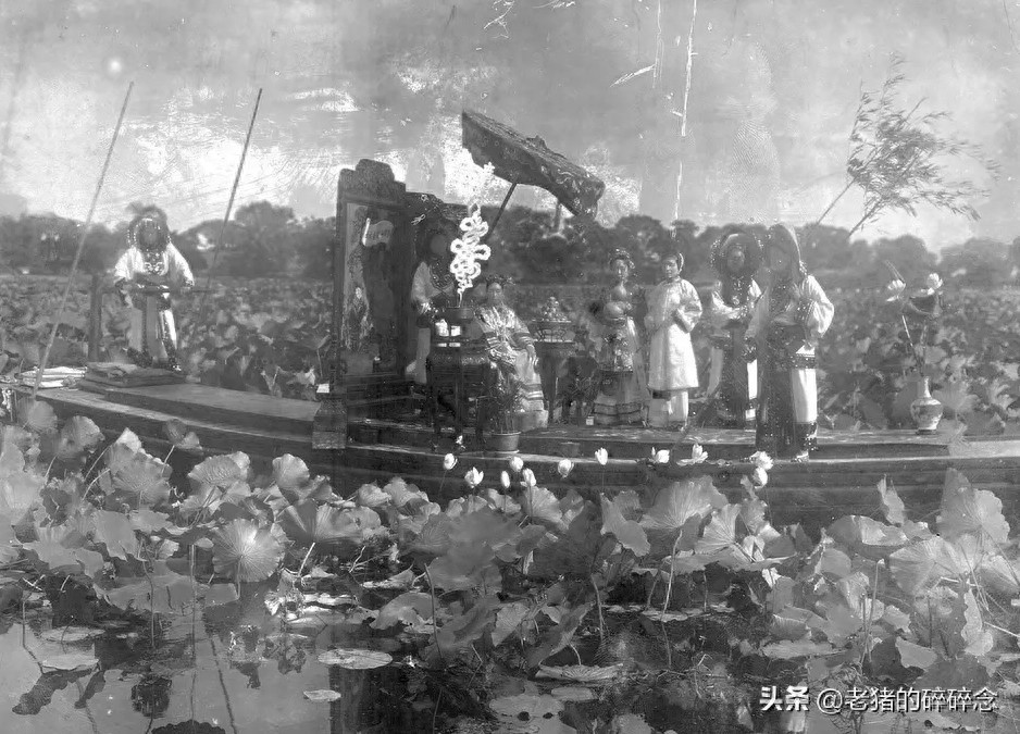 难得的一组慈禧“老佛爷”的真容照,图五是其cosplay照