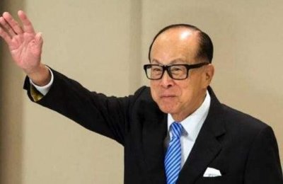 ​李嘉诚的红颜知己，社交圈的奇女子，5分钟谈下李嘉诚