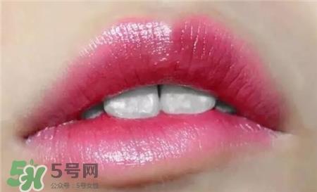 rimmel双色唇膏笔色号 rimmel双色唇膏笔试色