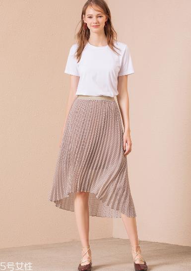 什么裙子最显瘦 这三条不能错过 什么裙子最显瘦 这三条不能错过