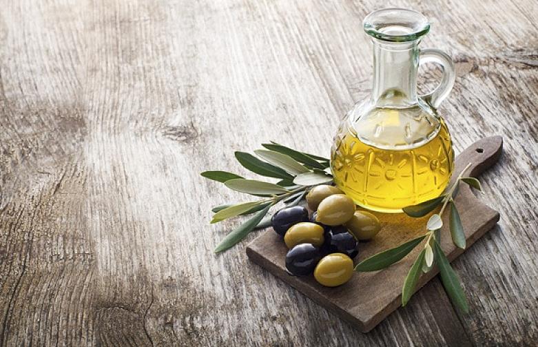 橄榄油每天涂脸可不可淡斑保湿祛细纹 橄榄油每天涂脸可不可淡斑保湿祛细纹