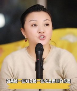 ​“小品公主”金玉婷罕露面，发福不少膀大腰圆，因潜规则谣言抑郁