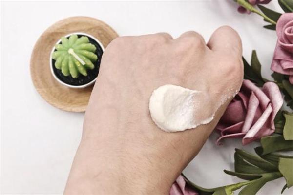 雪美清酒糟面膜能天天用吗 雪美清酒糟面膜敏感肌能用吗 雪美清酒糟面膜能天天用吗 雪美清酒糟面膜敏感肌能用吗