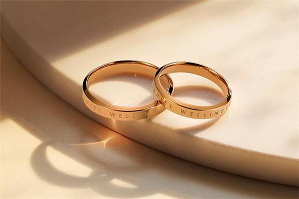 dw戒指怎么看真假 dw戒指是什么材质 dw戒指怎么看真假 dw戒指是什么材质