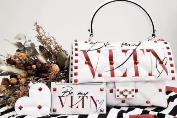 华伦天奴七夕限定包包多少钱 错过会后悔系列 华伦天奴七夕限定包包多少钱 错过会后悔系列