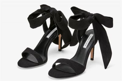 ​小ck绑带蝴蝶结高跟鞋多少钱 小ck绑带高跟鞋价格