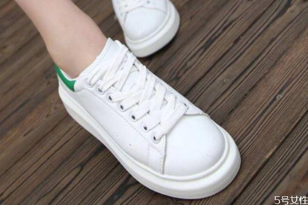 什么牌子的白鞋好看 白鞋搭配方法 什么牌子的白鞋好看 白鞋搭配方法