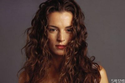 ​羊毛卷多久会直 烫完羊毛卷可以软化掉吗